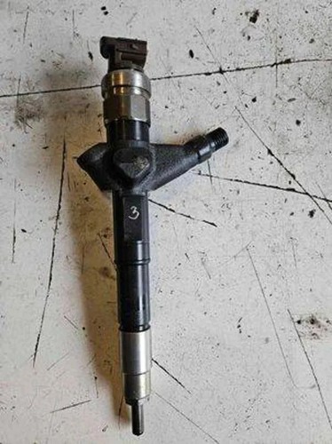 Nissan trail t30 fuel - t30,