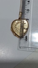 Solid 9ct gold Heart locket