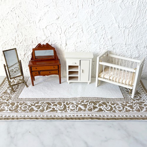 Town square miniatures - square,