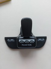 XCut Decorative Border Punch With  Flower Daisy Design