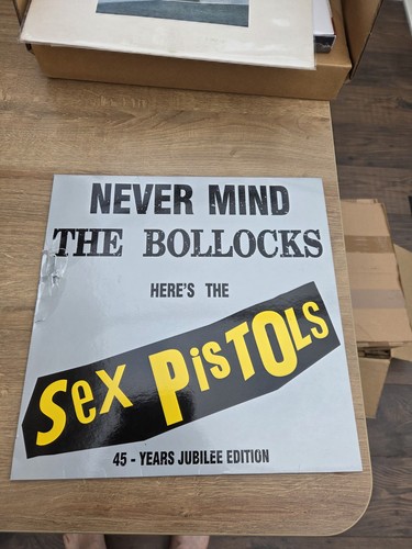 Sex pistols never mind the - pistols,