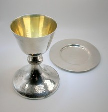 AMAZING STERLING SILVER HAND HAMMERED CHALICE AND PATEN SMALL SIZE 264 GRAMS -BO