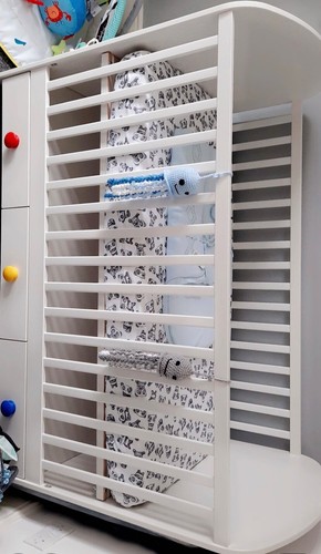 White wooden cotbed - white,