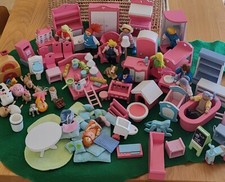 Doll House Furniture Wooden Set People Family Dolls Toy For Kid Children Gift