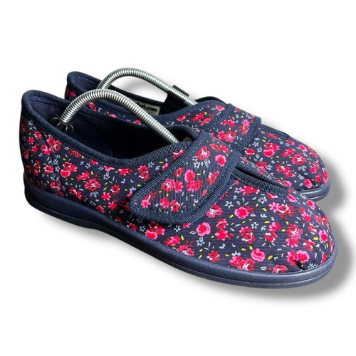 Cosyfeet womens us 7 - sz, 5