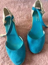 Moshulu turquoise wedge shoes