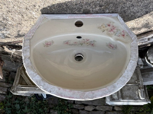 Balterley shell cloakroom - balterley,,