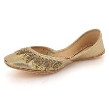 Women Traditional Jutti Khussa