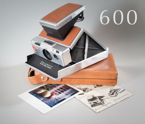 Polaroid camera 600 - sx-70,