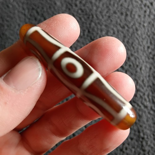 Tibetan agate pre 1800s - pre, eye