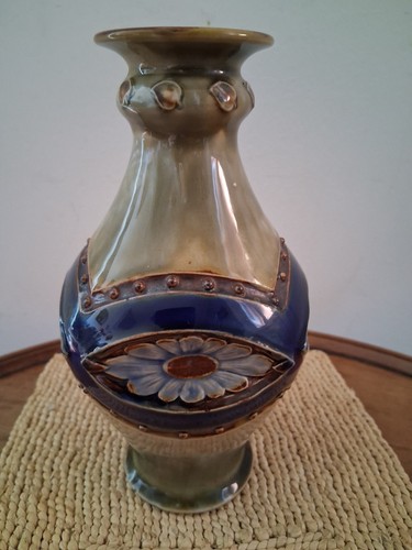 Royal doulton lambeth art - doulton,