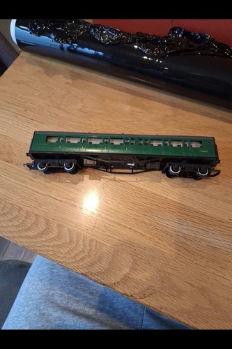 Hornby r437 southern green - hornby,