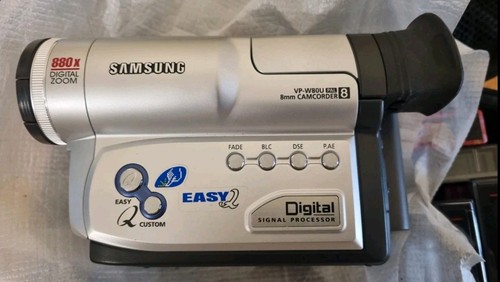 Samsung w80u hi8 handheld - samsung, vp-w80u
