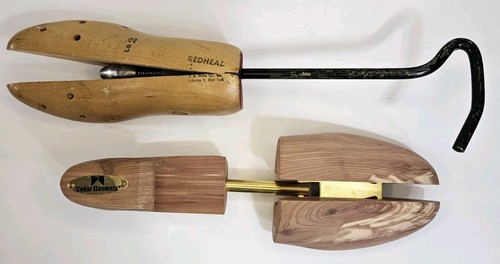 Lot wooden shoe trees - lot,