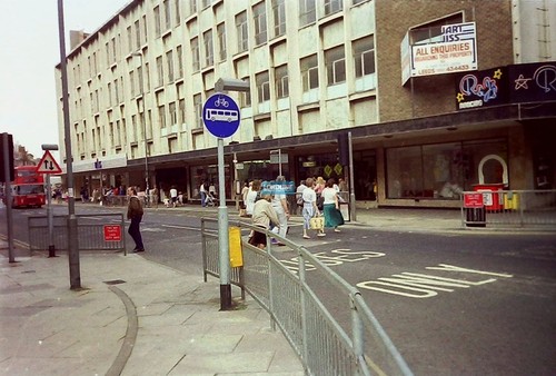 Hull memory lane street view - lane:,