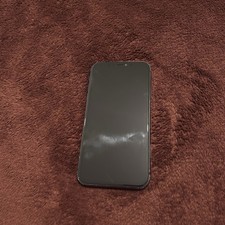 iPhone 11 Black 64GB – Used