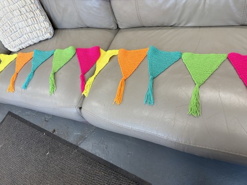 Hand knitted yarn - , bunting