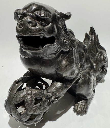 Antique japanese bronze - bronze, shishi