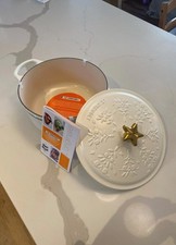 Le Creuset signature cocotte