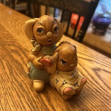 Vintage Pendelfin Studios Hand Painted Stone Craft England Dandy Rabbit T65