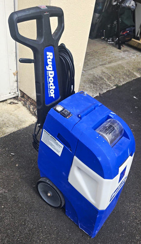 Rug doctor upright - x3,