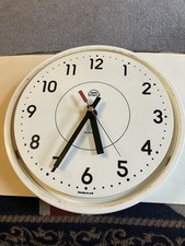 Smiths Time call Quartz Wall