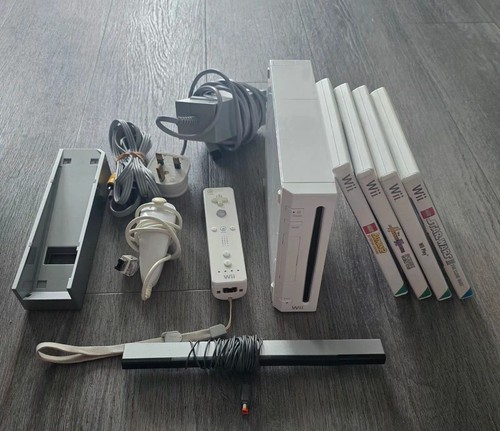Nintendo wii console bundle - nintendo, bundle-