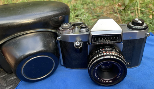 Praktica nova 35mm - b, film