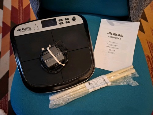 Alesis samplepad multi pad - alesis,