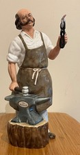 ROYAL DOULTON Figurine HN 2782