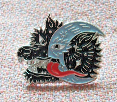 Wolf and moon - pin, badge