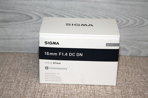 Sigma 16mm dc - f/1.4,