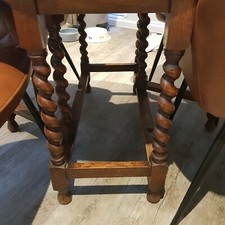 Vintage/Antique Small Oak Drop Leaf Table With Barley Twist Gate Legs. COLLECTIO