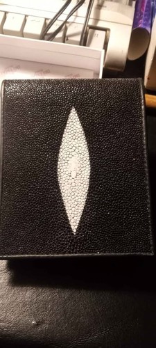 Manta ray fish leather - , fish/