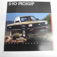  VINTAGE 1987 CHEVROLET CHEVY S-10 PICKUPS SALES BROCHURE SPECIFICATIONS INFO