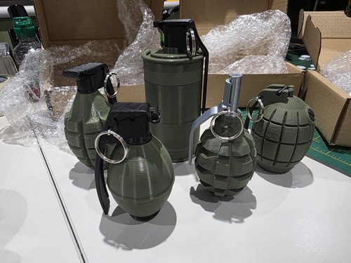 Hand grenade mixed model pack - hand,