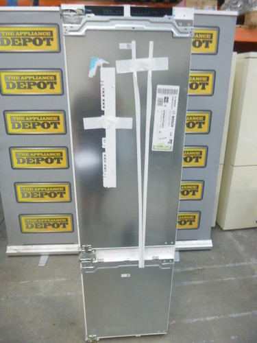 Bosch fridge freezer white - bosch,