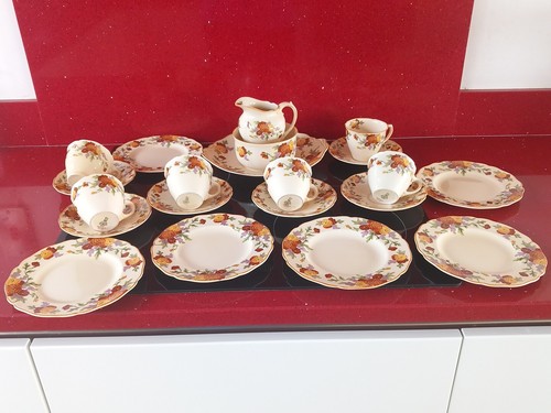 Royal doulton piece art - piece,