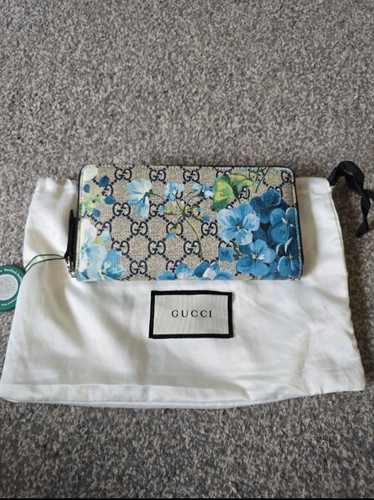 Gucci zippy wallet blue blooms