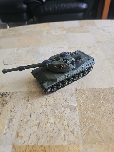Vtg dinky toys - toys, leopard