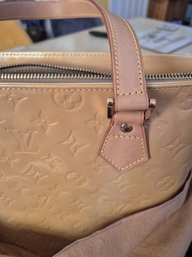 Authentic louis vuitton - authentic,