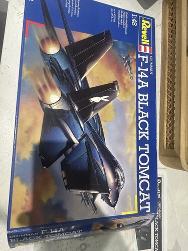 Revell f14a black tomcat - revell,