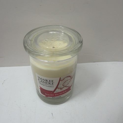 Yankee candle snow in - candle, “snow