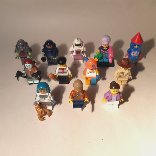 Lego minifigure selection - minifigure,