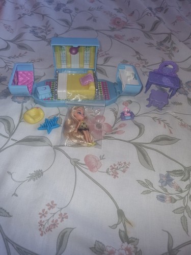 Lil bratz bedroom - bedroom, phone