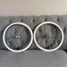 Silver Cross Chatsworth Coach