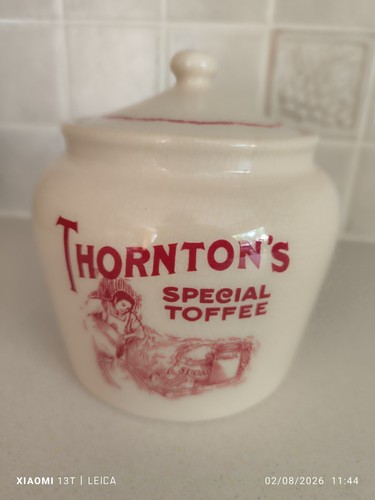 Thorntons vintage toffee jar - thorntons,