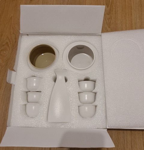 Beautiful whiteceramic sake - beautiful,