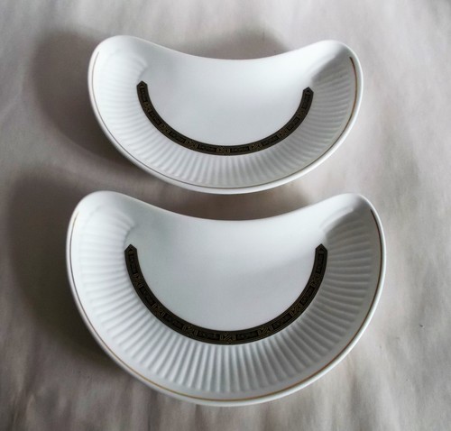 Pair wedgwood insignia - pair, of