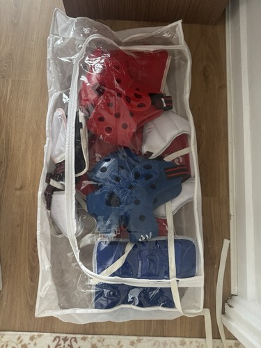 Wacoku taekwondo head guard - 2,
